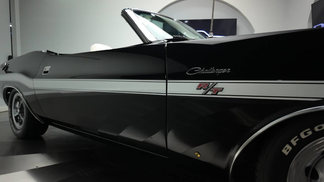 1970 Dodge Challenger 16