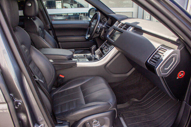 2016 Land Rover Range Rover Sport 46