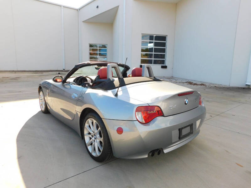 2006 BMW Z4 3.0i