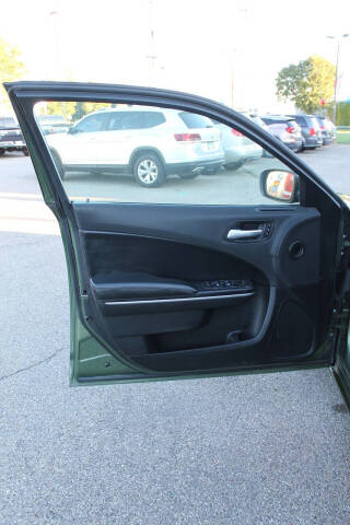 2020 Dodge Charger SXT