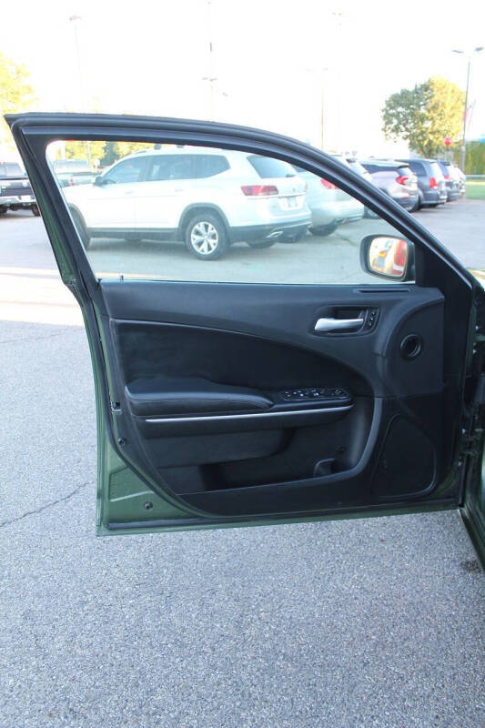 2020 Dodge Charger SXT