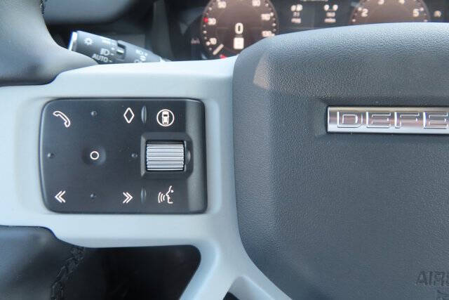 2024 Land Rover Defender 110 P300 S