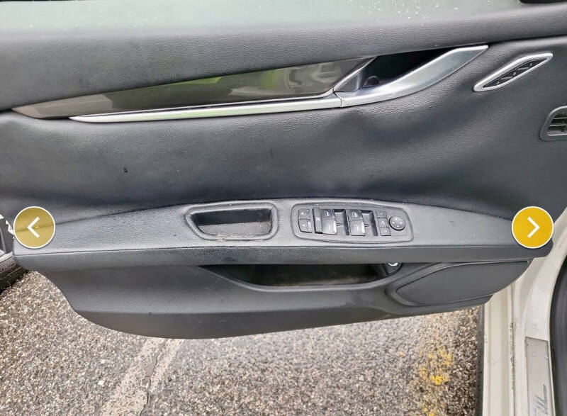 2015 Maserati Ghibli