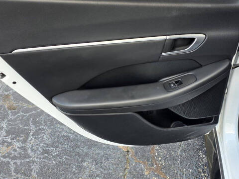 2022 Hyundai Sonata SEL
