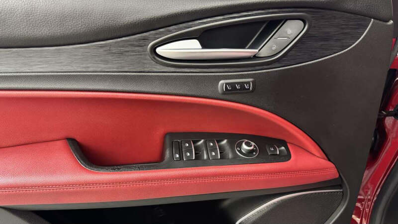2021 Alfa Romeo Stelvio Sprint