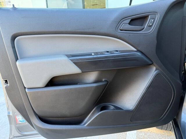 2022 GMC Canyon Elevation Standard