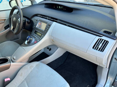 2012 Toyota Prius One