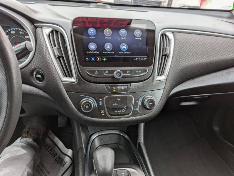 2022 Chevrolet Malibu LS