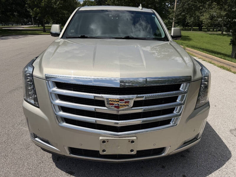 2017 Cadillac Escalade ESV Luxury