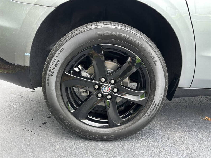 2024 Buick Enclave Essence