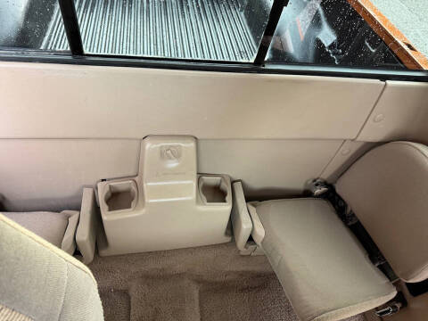 2000 Mazda B-Series B4000 SE