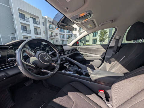 2022 Hyundai Elantra