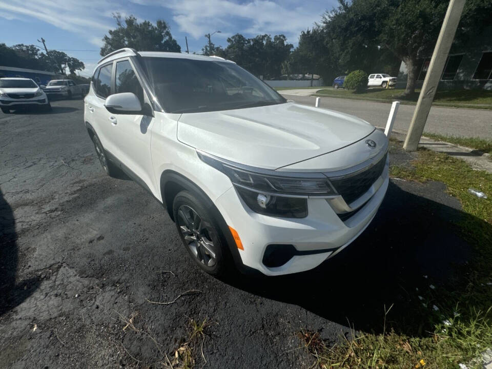 2021 Kia Seltos for sale at Veteran Auto Mall LLC in   Pinellas Park, FL