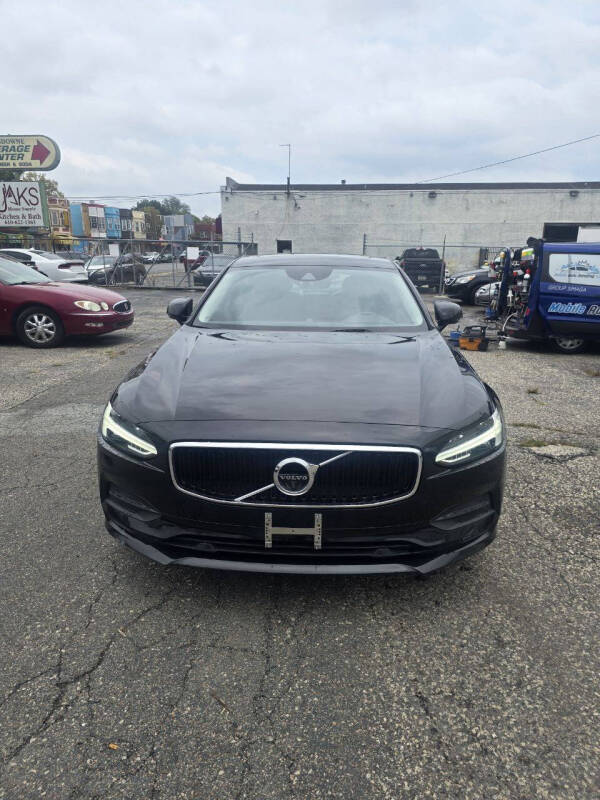 2018 Volvo S90 T5 Momentum