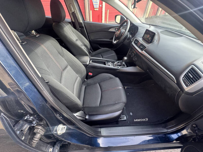 2017 Mazda MAZDA3 Sport