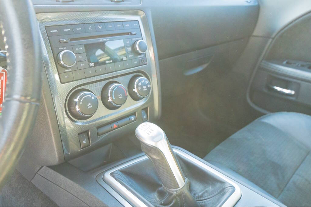 2009 Dodge Challenger 74