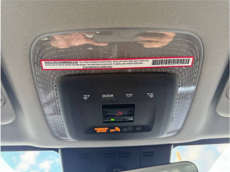 2023 Toyota Prius LE