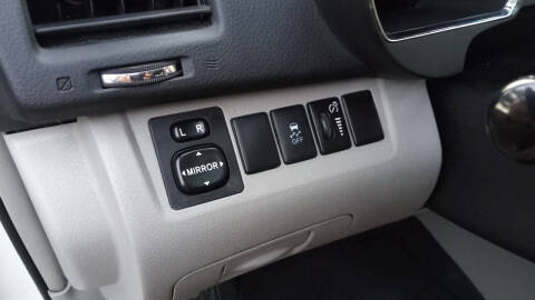 2011 Toyota Highlander SE