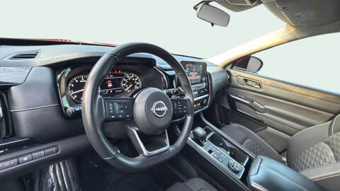 2023 Nissan Pathfinder SV