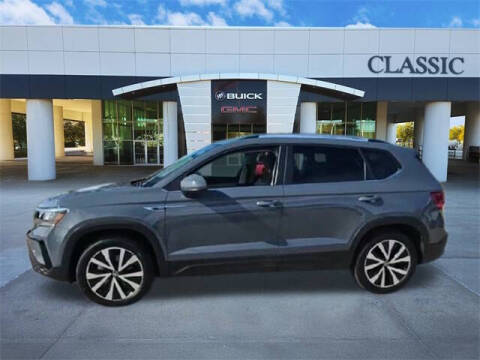 2022 Volkswagen Taos SE 4Motion