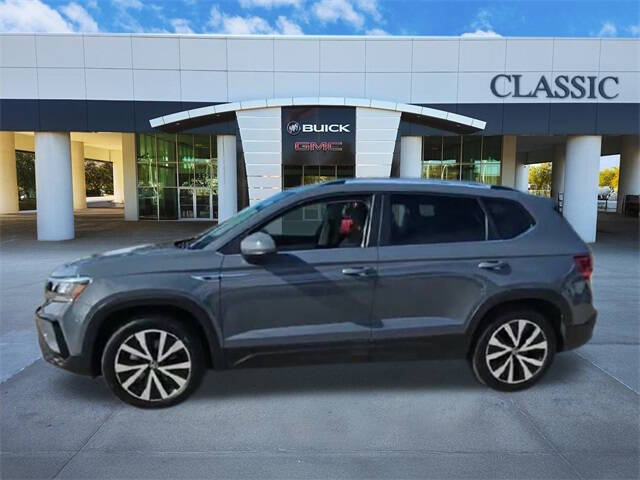 2022 Volkswagen Taos SE 4Motion