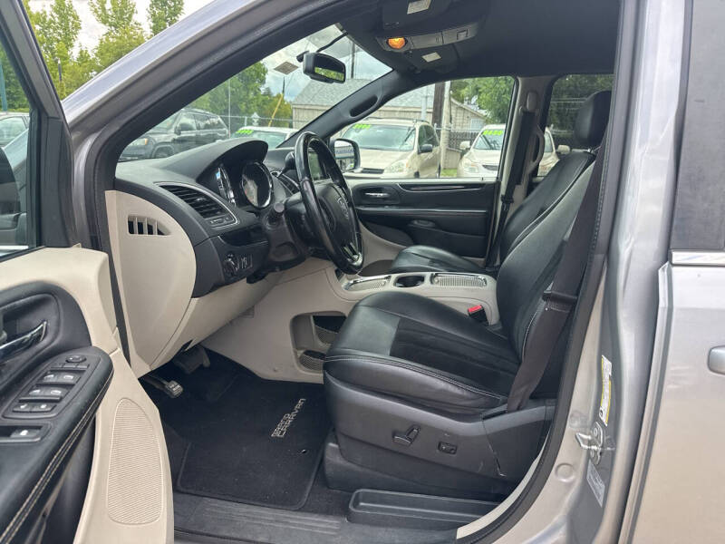 2017 Dodge Grand Caravan SXT