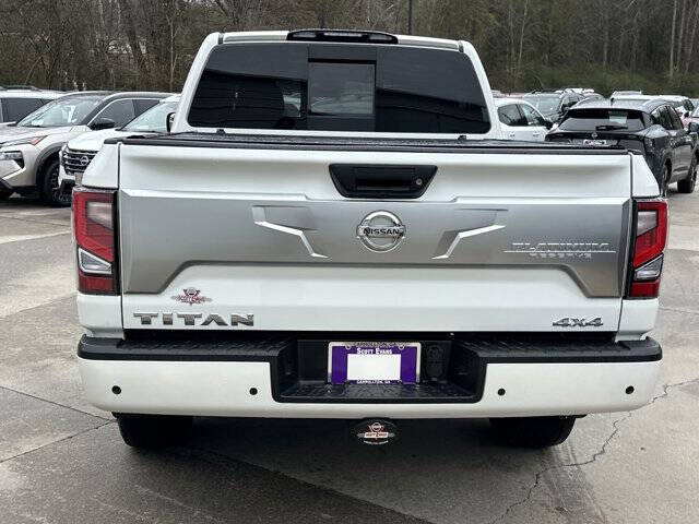 2021 Nissan Titan Platinum Reserve