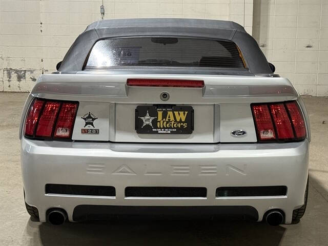 2002 Ford Mustang GT Deluxe