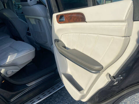 2013 Mercedes-Benz GL-Class GL 550 4MATIC