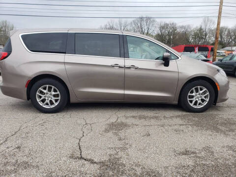 2017 Chrysler Pacifica Touring