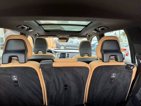 2019 Volvo XC90 T6 Inscription