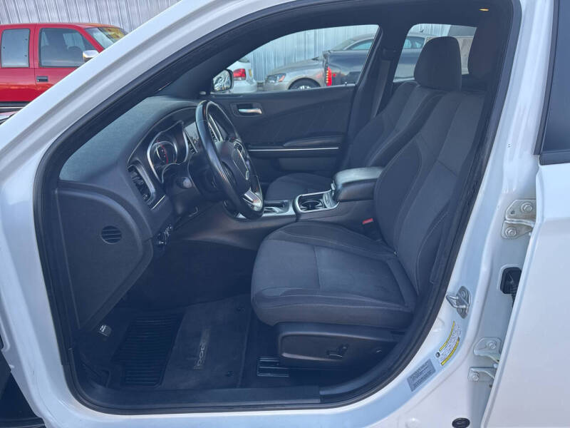 2017 Dodge Charger SXT