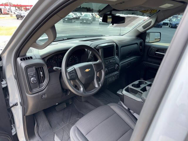 2024 Chevrolet Silverado 1500 Custom