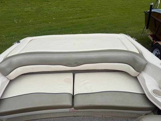 2005 Sea Ray 185 bowrider