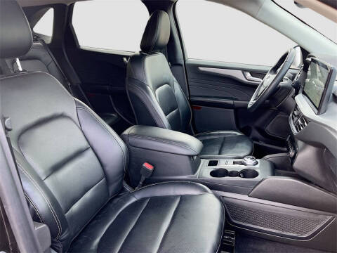 2023 Ford Escape Platinum