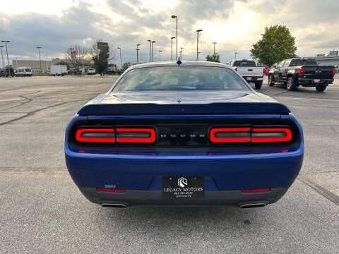 2019 Dodge Challenger SXT
