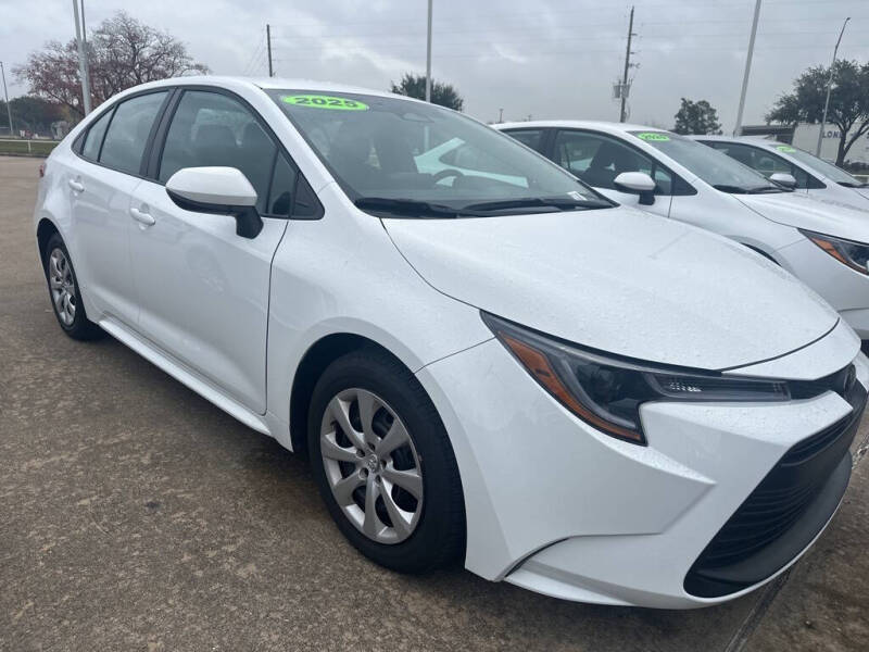 2025 Toyota Corolla LE