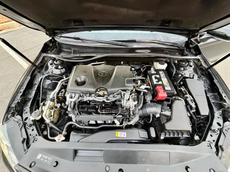 2019 Toyota Camry SE