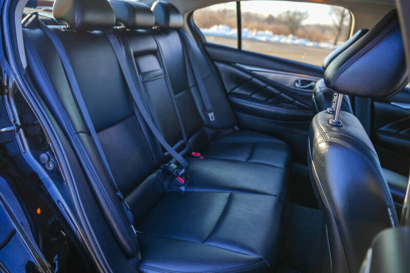 2016 Infiniti Q50 2.0T