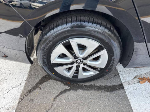 2018 Toyota Prius Two