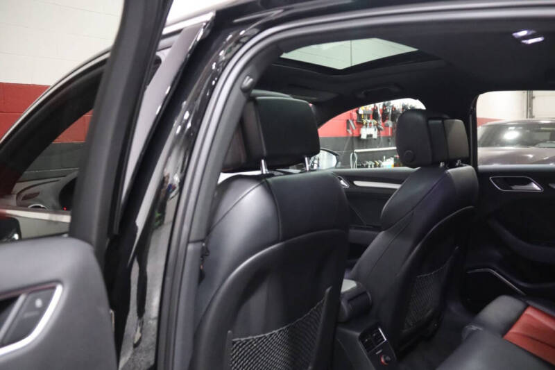 2015 Audi S3 2.0T quattro Prestige