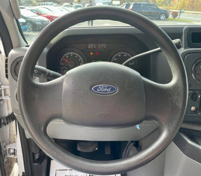 2012 Ford E-Series E-450 SD