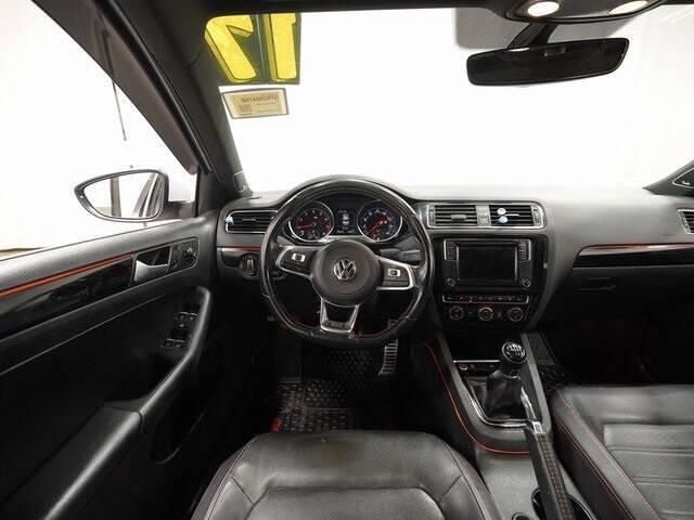 2017 Volkswagen Jetta 2.0T GLI