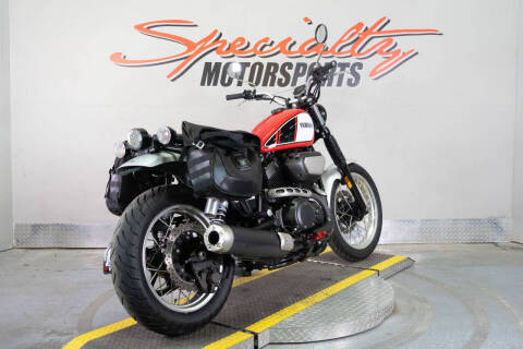 2017 Yamaha SCR950