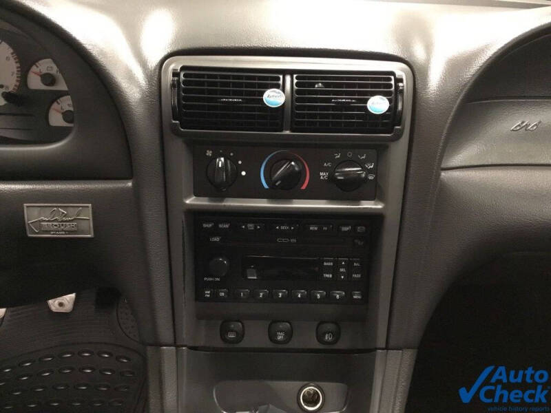 2002 Ford Mustang GT Deluxe