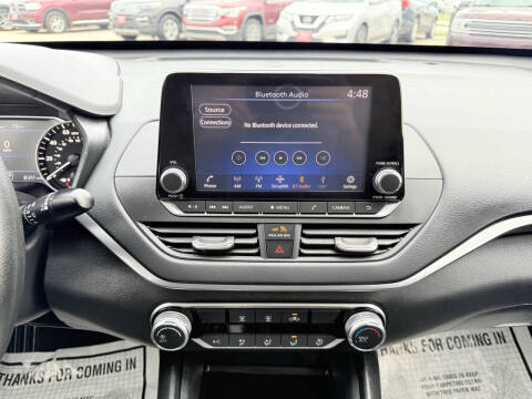 2022 Nissan Altima 2.5 SV