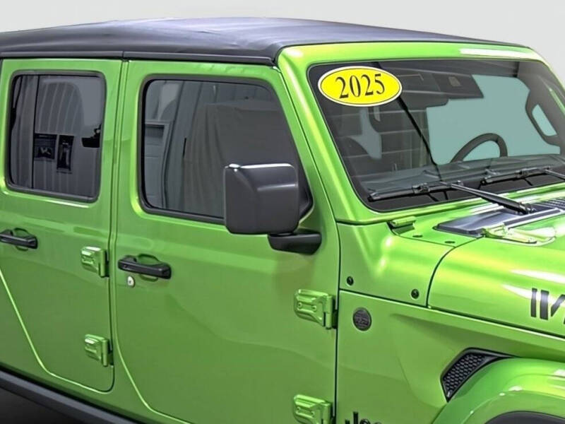 2025 Jeep Gladiator Willys