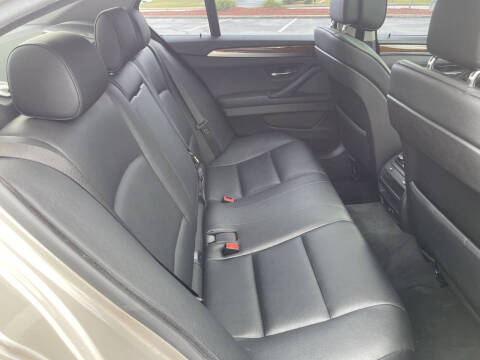 2013 BMW 5 Series 528i