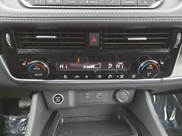 2022 Nissan Rogue SV