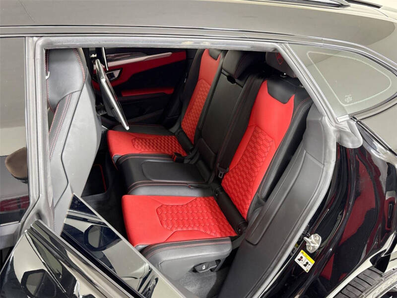 2020 Lamborghini Urus